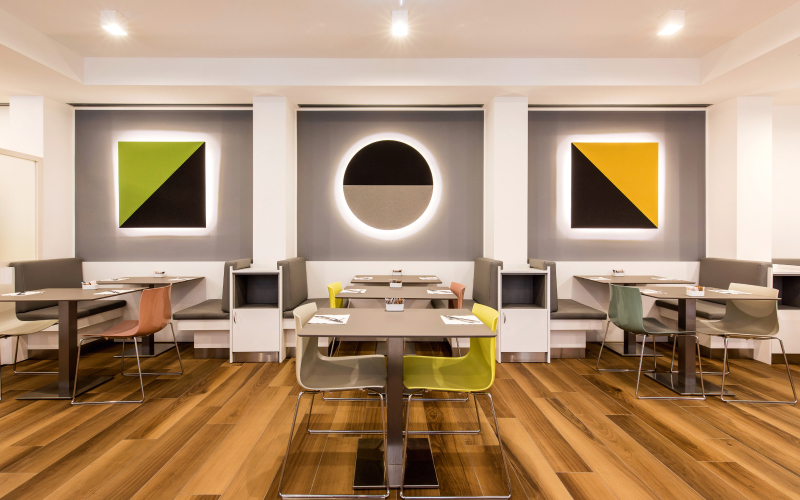 43 Station Hotel